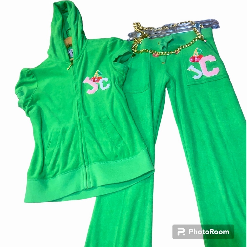 🍒 RARE JUICY COUTURE GREEN VELOUR TRACKSUIT W/CHERRIES & JC DESIGN 🍒